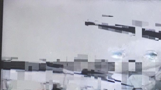 Alizéé (pseudo) regardait la télévision et s'est endormie.Au réveil, la télé a 